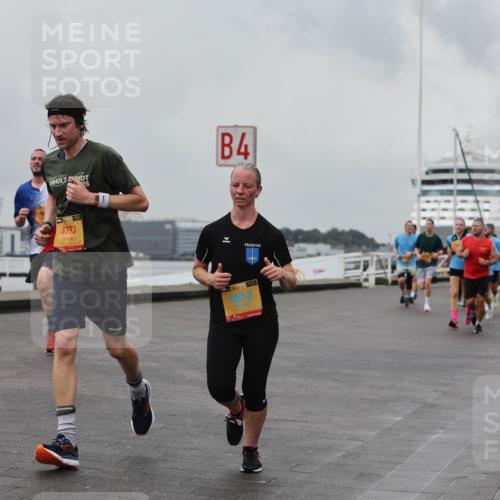 13.09.2026 - Kiel Lauf Andreas Tolksdorf http://msf.ph/oto/10457832 13.09.2026 11:59:05 Kiellinie 4, 4780, 4, 38, 5812 meine-sportfotos.de