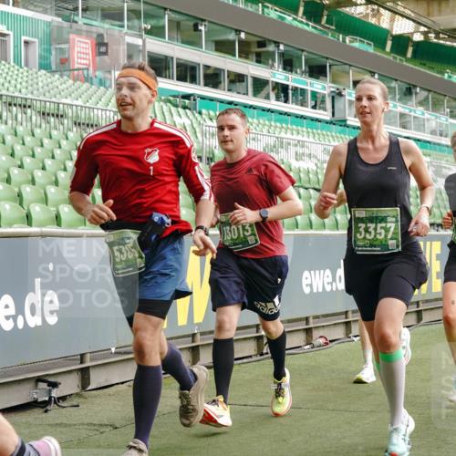 13.09.2026 - 21. swb-Marathon Bremen Michael Burmester http://msf.ph/oto/10457913 13.09.2026 12:54:06 Laufen im Stadion 102, 145, 161, 189, 201, 313, 376, 385, 461, 472, 481, 541, 560, 615, 616, 666, 675, 696, 740, 755, 816, 827, 982, 985, 987, 1053, 1056, 1076, 1207, 1297, 1419, 1433, 1445, 1468, 1528, 1542, 1551, 1631, 1658, 1664, 1704, 1707, 1814, 2055, 2280, 2350, 2362, 2390, 2401, 2422, 2454, 2474, 2499, 2623, 2701, 2733, 2801, 2820, 2824, 2858, 2870, 2882, 2913, 2922, 2962, 2971, 2997, 3012, 3054, 3134, 3206, 3236, 3241, 3356, 3357, 3362, 3413, 4605 meine-sportfotos.de