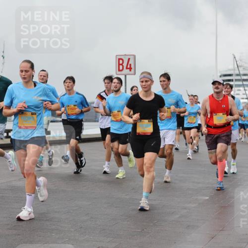 13.09.2026 - Kiel Lauf Andreas Tolksdorf http://msf.ph/oto/10457930 13.09.2026 11:59:12 Kiellinie 4, 7395, 11625, 5402, 3861, 3 meine-sportfotos.de