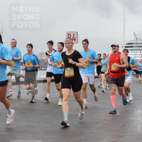 13.09.2026 - Kiel Lauf Andreas Tolksdorf http://msf.ph/oto/10457936 13.09.2026 11:59:12 Kiellinie 7395, 1167, 4, 191, 3 meine-sportfotos.de