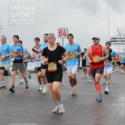 13.09.2026 - Kiel Lauf Andreas Tolksdorf http://msf.ph/oto/10457940 13.09.2026 11:59:13 Kiellinie 39, 4, 6091, 3861, 8119, 83 meine-sportfotos.de