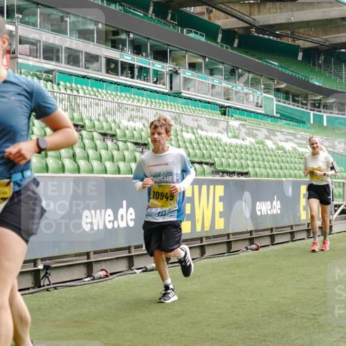 13.09.2026 - 21. swb-Marathon Bremen Michael Burmester http://msf.ph/oto/10457971 13.09.2026 10:33:41 Laufen im Stadion 10018, 10067, 10078, 10166, 10177, 10184, 10203, 10211, 10226, 10236, 10240, 10243, 10249, 10254, 10256, 10297, 10300, 10322, 10355, 10356, 10365, 10372, 10374, 10379, 10383, 10394, 10408, 10410, 10415, 10423, 10428, 10460, 10486, 10494, 10530, 10550, 10565, 10578, 10604, 10668, 10670, 10673, 10675, 10687, 10690, 10691, 10699, 10700, 10707, 10721, 10728, 10745, 10749, 10750, 10771, 10772, 10787, 10788, 10794, 10809, 10828, 10857, 10914, 11126, 11343 meine-sportfotos.de