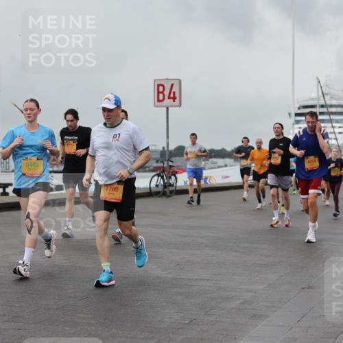 13.09.2026 - Kiel Lauf Andreas Tolksdorf http://msf.ph/oto/10458008 13.09.2026 11:59:16 Kiellinie 39, 5443, 7780, 4, 4654, 3 meine-sportfotos.de
