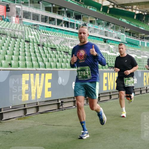 13.09.2026 - 21. swb-Marathon Bremen Michael Burmester http://msf.ph/oto/10458009 13.09.2026 12:54:09 Laufen im Stadion 102, 145, 161, 189, 201, 313, 376, 385, 461, 472, 481, 541, 560, 615, 616, 666, 675, 696, 740, 755, 816, 827, 982, 985, 987, 1053, 1056, 1076, 1207, 1419, 1433, 1445, 1468, 1528, 1551, 1599, 1631, 1658, 1664, 1704, 1707, 1814, 2055, 2280, 2350, 2362, 2383, 2390, 2401, 2422, 2454, 2474, 2499, 2623, 2701, 2733, 2801, 2820, 2824, 2858, 2870, 2882, 2913, 2922, 2962, 2971, 2997, 3012, 3054, 3134, 3175, 3206, 3236, 3241, 3356, 3357, 3362, 3413, 4605 meine-sportfotos.de