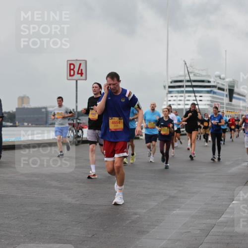 13.09.2026 - Kiel Lauf Andreas Tolksdorf http://msf.ph/oto/10458032 13.09.2026 11:59:17 Kiellinie 4, 9982, 4654 meine-sportfotos.de