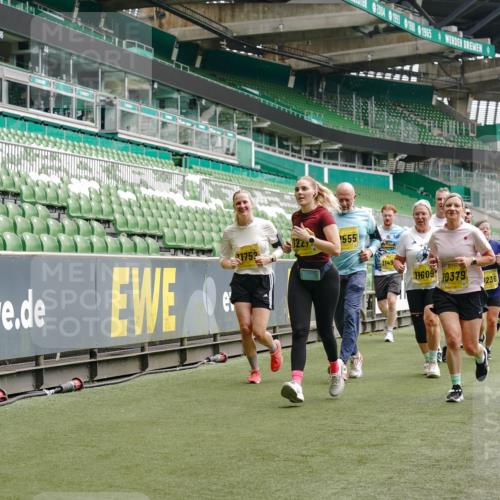 13.09.2026 - 21. swb-Marathon Bremen Michael Burmester http://msf.ph/oto/10458059 13.09.2026 10:33:42 Laufen im Stadion 10018, 10067, 10078, 10166, 10177, 10184, 10203, 10211, 10226, 10236, 10240, 10243, 10249, 10254, 10256, 10297, 10300, 10322, 10355, 10356, 10365, 10372, 10374, 10379, 10383, 10394, 10408, 10410, 10415, 10423, 10428, 10460, 10486, 10494, 10530, 10550, 10565, 10578, 10604, 10668, 10670, 10673, 10675, 10687, 10690, 10691, 10699, 10700, 10707, 10721, 10728, 10745, 10749, 10750, 10771, 10772, 10787, 10788, 10794, 10809, 10828, 10857, 10914, 11126, 11343 meine-sportfotos.de