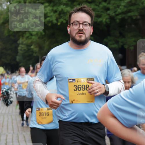 13.09.2026 - Kiel Lauf Yannick Fuchs http://msf.ph/oto/10458076 13.09.2026 09:50:31 Ziel 1545, 2811, 2816, 3289, 3561, 3698, 4229, 5184, 5596, 5851, 6592, 7585, 7662, 8407, 9109, 9549, 10302, 10865, 12319, 12705, 639, 951, 1033, 1366, 1796, 3042, 3602, 3914, 4856, 5184, 5254, 5535, 5619, 5791, 7142, 7864, 8023, 8042, 8584, 8585, 8589, 8790, 8890, 9122, 9549, 9683, 9780, 9793, 10074, 10108, 10178, 10487, 10491, 10548, 10653, 11565, 11814, 12462, 797, 3838, 4145, 4389, 6336, 6455, 6893, 7134, 7694, 8405, 8672, 9550, 9990, 10155, 10333, 11652, 3571, 6359, 6658 meine-sportfotos.de
