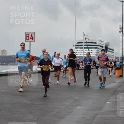 13.09.2026 - Kiel Lauf Andreas Tolksdorf http://msf.ph/oto/10458091 13.09.2026 11:59:19 Kiellinie 9982, 6281, 4, 7057, 2, 457 meine-sportfotos.de