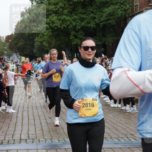 13.09.2026 - Kiel Lauf Yannick Fuchs http://msf.ph/oto/10458096 13.09.2026 09:50:32 Ziel 1545, 2811, 2816, 3289, 3561, 3698, 4229, 5596, 5851, 6592, 7585, 7662, 8407, 9109, 10302, 10865, 12319, 12705, 639, 951, 1033, 1366, 1796, 3042, 3602, 3914, 4856, 5184, 5254, 5535, 5619, 5791, 7142, 7864, 8023, 8042, 8584, 8585, 8589, 8790, 8890, 9122, 9549, 9683, 9780, 9793, 10074, 10108, 10178, 10487, 10491, 10548, 10653, 11565, 11814, 12462, 797, 3838, 4145, 4389, 5235, 6336, 6455, 6647, 6893, 7134, 7694, 8405, 8672, 9550, 9990, 10155, 10333, 11652, 6359 meine-sportfotos.de