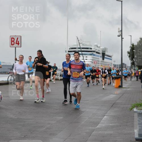 13.09.2026 - Kiel Lauf Andreas Tolksdorf http://msf.ph/oto/10458131 13.09.2026 11:59:21 Kiellinie 1, 35, 057, 6317, 4, 715, 4574, 3 meine-sportfotos.de