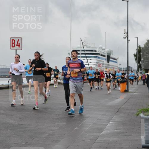 13.09.2026 - Kiel Lauf Andreas Tolksdorf http://msf.ph/oto/10458140 13.09.2026 11:59:21 Kiellinie  meine-sportfotos.de