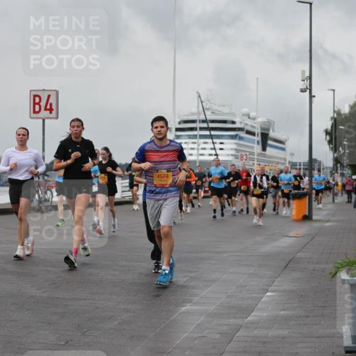 13.09.2026 - Kiel Lauf Andreas Tolksdorf http://msf.ph/oto/10458163 13.09.2026 11:59:21 Kiellinie 6317, 4, 4574, 3 meine-sportfotos.de