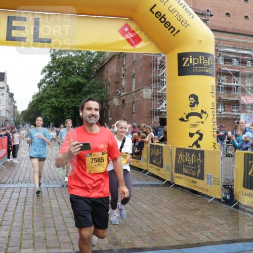 13.09.2026 - Kiel Lauf Yannick Fuchs http://msf.ph/oto/10458205 13.09.2026 09:50:38 Ziel 797, 1545, 2811, 2816, 3289, 3561, 3838, 4145, 5851, 6455, 6592, 7134, 7585, 7662, 7694, 8407, 8672, 9990, 10155, 10302, 10333, 10865, 12319, 12705, 639, 1366, 2811, 2816, 3042, 3602, 3698, 4229, 5184, 5254, 5535, 5596, 5619, 7142, 7864, 8023, 8042, 8890, 9109, 9549, 9683, 9780, 9793, 10074, 10108, 10487, 10491, 10548, 10653, 11565, 11814, 468, 763, 1373, 1949, 4389, 5235, 6138, 6336, 6647, 6829, 6893, 7449, 8405, 9550, 9551, 11141, 11652 meine-sportfotos.de