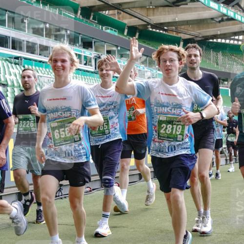 13.09.2026 - 21. swb-Marathon Bremen Michael Burmester http://msf.ph/oto/10458212 13.09.2026 13:11:43 Laufen im Stadion 118, 265, 373, 581, 703, 843, 984, 1113, 1226, 1334, 1435, 1738, 1849, 1851, 1894, 1936, 1952, 1967, 2202, 2248, 2281, 2284, 2299, 2330, 2333, 2336, 2339, 2342, 2353, 2375, 2377, 2398, 2426, 2432, 2443, 2531, 2589, 2654, 2659, 2669, 2673, 2682, 2784, 2804, 2819, 2822, 2836, 2850, 2907, 2932, 2976, 3026, 3027, 3079, 3082, 3089, 3122, 3143, 3155, 3159, 3174, 3207, 3208, 3308, 3328, 3349, 3352, 3370, 3409, 3410, 3470, 3549, 551 meine-sportfotos.de