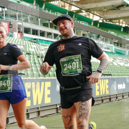 13.09.2026 - 21. swb-Marathon Bremen Michael Burmester http://msf.ph/oto/10458253 13.09.2026 12:54:14 Laufen im Stadion 102, 145, 161, 189, 201, 313, 376, 385, 461, 472, 481, 495, 541, 560, 615, 616, 666, 675, 696, 740, 755, 816, 827, 982, 985, 987, 1053, 1056, 1076, 1207, 1390, 1419, 1433, 1445, 1468, 1528, 1551, 1599, 1631, 1658, 1664, 1704, 1707, 1814, 2055, 2234, 2280, 2350, 2362, 2383, 2390, 2401, 2422, 2454, 2474, 2499, 2623, 2701, 2733, 2801, 2820, 2824, 2858, 2870, 2882, 2913, 2922, 2962, 2971, 2997, 3012, 3054, 3134, 3175, 3206, 3236, 3241, 3356, 3357, 3362, 3413 meine-sportfotos.de