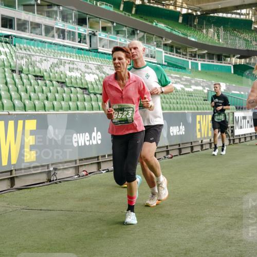 13.09.2026 - 21. swb-Marathon Bremen Michael Burmester http://msf.ph/oto/10458294 13.09.2026 12:54:16 Laufen im Stadion 102, 145, 161, 189, 201, 313, 376, 385, 461, 472, 481, 495, 541, 560, 615, 616, 666, 675, 696, 740, 755, 816, 827, 982, 985, 987, 1053, 1056, 1076, 1207, 1390, 1419, 1433, 1445, 1468, 1528, 1551, 1599, 1631, 1658, 1664, 1704, 1707, 1814, 2055, 2125, 2234, 2280, 2350, 2362, 2383, 2390, 2401, 2422, 2454, 2474, 2499, 2623, 2701, 2733, 2801, 2820, 2824, 2858, 2870, 2882, 2913, 2922, 2962, 2971, 2997, 3012, 3054, 3134, 3175, 3206, 3241, 3246, 3346, 3356, 3357, 3362, 3413 meine-sportfotos.de