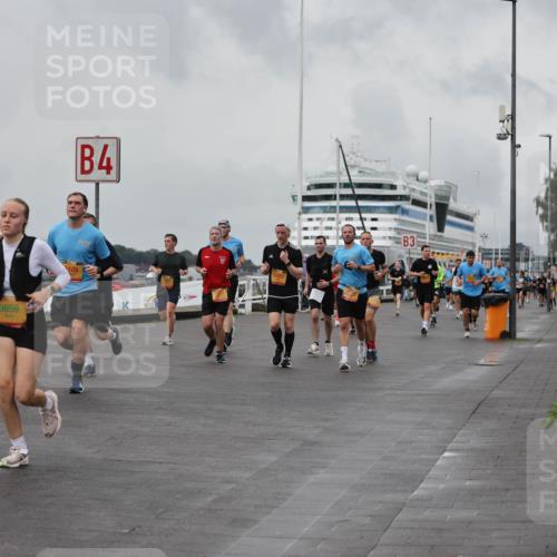13.09.2026 - Kiel Lauf Andreas Tolksdorf http://msf.ph/oto/10458323 13.09.2026 11:59:28 Kiellinie 9659, 109, 4, 3 meine-sportfotos.de