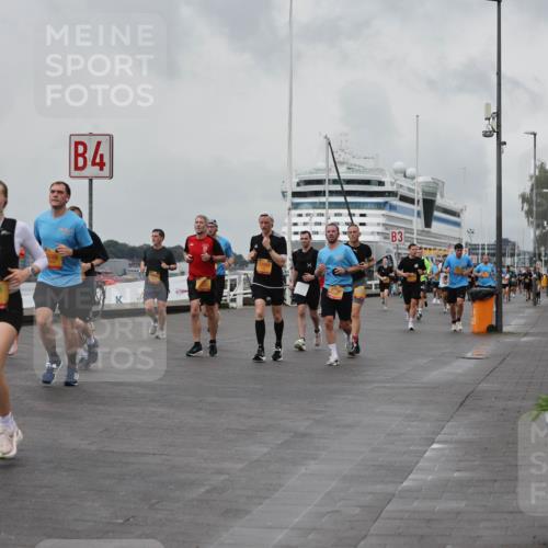 13.09.2026 - Kiel Lauf Andreas Tolksdorf http://msf.ph/oto/10458326 13.09.2026 11:59:28 Kiellinie 718, 9659, 109, 4, 3 meine-sportfotos.de
