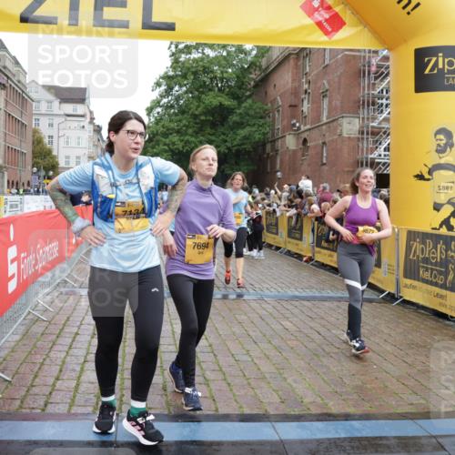 13.09.2026 - Kiel Lauf Yannick Fuchs http://msf.ph/oto/10458396 13.09.2026 09:50:46 Ziel 797, 3838, 4145, 4389, 6336, 6455, 6893, 7134, 7694, 8405, 8407, 8672, 9550, 9990, 10155, 10333, 10865, 11652, 1366, 1545, 2811, 2816, 3289, 3561, 3698, 4229, 5184, 5254, 5535, 5596, 5851, 6592, 7585, 7662, 8023, 8042, 8407, 9109, 9549, 9683, 9793, 10302, 10548, 10865, 12319, 12705, 249, 468, 763, 764, 1373, 1776, 1949, 2056, 3723, 5235, 5445, 6115, 6118, 6138, 6647, 6794, 6829, 7449, 7528, 9551, 11047, 11141, 12103, 12727, 12834, 1366, 8042 meine-sportfotos.de