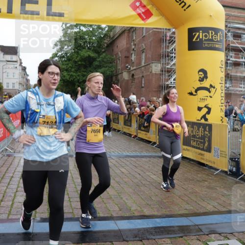 13.09.2026 - Kiel Lauf Yannick Fuchs http://msf.ph/oto/10458410 13.09.2026 09:50:46 Ziel 797, 3838, 4145, 4389, 6336, 6455, 6893, 7134, 7694, 8405, 8407, 8672, 9550, 9990, 10155, 10333, 10865, 11652, 1366, 1545, 2811, 2816, 3289, 3561, 3698, 4229, 5184, 5254, 5535, 5596, 5851, 6592, 7585, 7662, 8023, 8042, 8407, 9109, 9549, 9683, 9793, 10302, 10548, 10865, 12319, 12705, 249, 468, 763, 764, 1373, 1776, 1949, 2056, 3723, 5235, 5445, 6115, 6118, 6138, 6647, 6794, 6829, 7449, 7528, 9551, 11047, 11141, 12103, 12727, 12834, 1366, 8042 meine-sportfotos.de