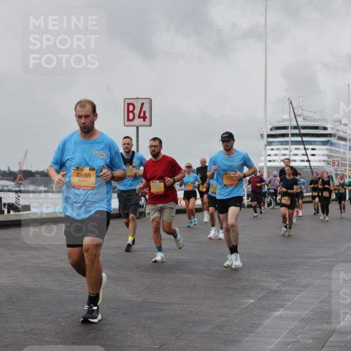 13.09.2026 - Kiel Lauf Andreas Tolksdorf http://msf.ph/oto/10458505 13.09.2026 11:59:43 Kiellinie 4698, 4, 3 meine-sportfotos.de