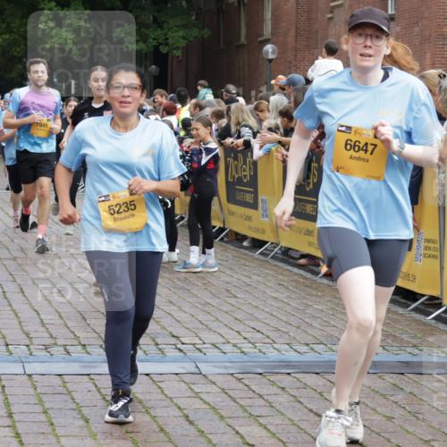 13.09.2026 - Kiel Lauf Yannick Fuchs http://msf.ph/oto/10458542 13.09.2026 09:50:55 Ziel 468, 763, 764, 1373, 1949, 3723, 5235, 6138, 6336, 6647, 6794, 6829, 6893, 7449, 8405, 9550, 9551, 11141, 11652, 12103, 12727, 12834, 797, 1545, 2811, 2816, 3289, 3561, 3698, 3838, 4145, 4229, 4389, 5184, 5254, 5596, 5851, 6455, 6592, 7134, 7585, 7662, 7694, 8407, 8672, 9109, 9549, 9990, 10155, 10302, 10333, 10865, 12319, 12705, 232, 249, 1776, 2056, 2466, 2777, 4217, 5445, 6009, 6115, 6118, 6923, 7528, 10626, 11047, 1366, 5184, 5254, 5535, 8023, 8042 meine-sportfotos.de