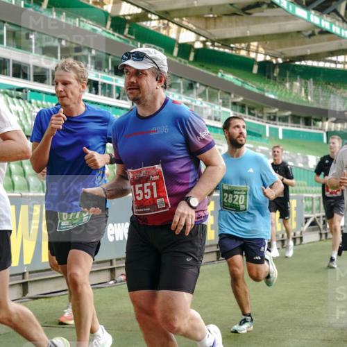 13.09.2026 - 21. swb-Marathon Bremen Michael Burmester http://msf.ph/oto/10458586 13.09.2026 12:54:22 Laufen im Stadion 102, 145, 161, 189, 201, 313, 376, 385, 461, 472, 481, 495, 541, 560, 615, 616, 666, 675, 696, 740, 755, 816, 827, 982, 985, 987, 1053, 1056, 1076, 1197, 1207, 1390, 1419, 1433, 1445, 1468, 1528, 1551, 1599, 1631, 1658, 1664, 1704, 1707, 1814, 2055, 2125, 2234, 2251, 2280, 2362, 2383, 2390, 2401, 2422, 2454, 2474, 2499, 2623, 2701, 2733, 2801, 2820, 2824, 2858, 2870, 2882, 2913, 2922, 2962, 2971, 2997, 3012, 3054, 3134, 3175, 3206, 3241, 3246, 3346, 3356, 3357, 3362, 3413 meine-sportfotos.de