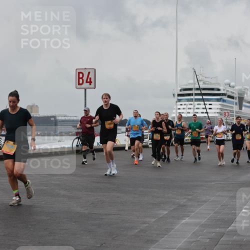 13.09.2026 - Kiel Lauf Andreas Tolksdorf http://msf.ph/oto/10458664 13.09.2026 11:59:48 Kiellinie 4 meine-sportfotos.de