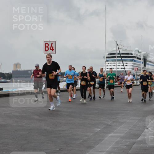 13.09.2026 - Kiel Lauf Andreas Tolksdorf http://msf.ph/oto/10458683 13.09.2026 11:59:49 Kiellinie 4, 3 meine-sportfotos.de