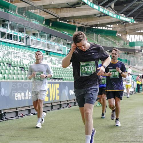 13.09.2026 - 21. swb-Marathon Bremen Michael Burmester http://msf.ph/oto/10458754 13.09.2026 13:11:51 Laufen im Stadion 118, 265, 373, 514, 581, 703, 843, 984, 1113, 1226, 1286, 1334, 1435, 1738, 1849, 1851, 1894, 1936, 1952, 1967, 2248, 2281, 2284, 2299, 2330, 2333, 2336, 2342, 2353, 2375, 2377, 2398, 2426, 2432, 2443, 2505, 2531, 2589, 2654, 2659, 2669, 2673, 2784, 2804, 2815, 2819, 2822, 2836, 2850, 2895, 2907, 2932, 2963, 2966, 2976, 3026, 3027, 3079, 3082, 3143, 3155, 3159, 3174, 3207, 3208, 3308, 3328, 3349, 3352, 3370, 3409, 3410, 3470, 3549, 551 meine-sportfotos.de