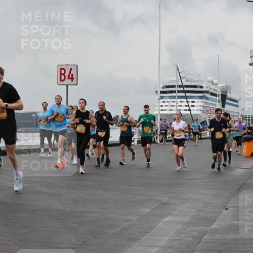13.09.2026 - Kiel Lauf Andreas Tolksdorf http://msf.ph/oto/10458755 13.09.2026 11:59:51 Kiellinie 11649, 4, 3 meine-sportfotos.de