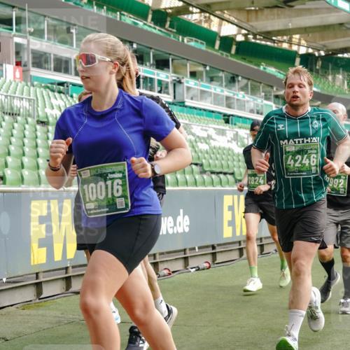13.09.2026 - 21. swb-Marathon Bremen Michael Burmester http://msf.ph/oto/10458787 13.09.2026 12:54:25 Laufen im Stadion 145, 161, 189, 201, 313, 376, 385, 388, 461, 472, 481, 495, 541, 560, 615, 616, 666, 675, 696, 740, 755, 816, 827, 982, 985, 987, 1053, 1056, 1076, 1197, 1207, 1390, 1419, 1433, 1445, 1468, 1528, 1551, 1599, 1631, 1658, 1664, 1704, 1707, 1814, 2055, 2125, 2234, 2251, 2280, 2362, 2383, 2390, 2401, 2422, 2454, 2474, 2499, 2623, 2701, 2733, 2801, 2820, 2824, 2858, 2870, 2882, 2913, 2922, 2962, 2971, 2997, 3012, 3054, 3134, 3175, 3206, 3241, 3246, 3346, 3356, 3357, 3362, 3413, 3716 meine-sportfotos.de