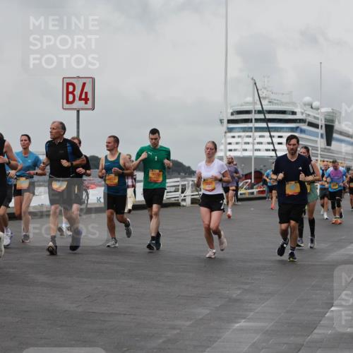 13.09.2026 - Kiel Lauf Andreas Tolksdorf http://msf.ph/oto/10458799 13.09.2026 11:59:52 Kiellinie 177, 4, 7653, 9072, 3820 meine-sportfotos.de