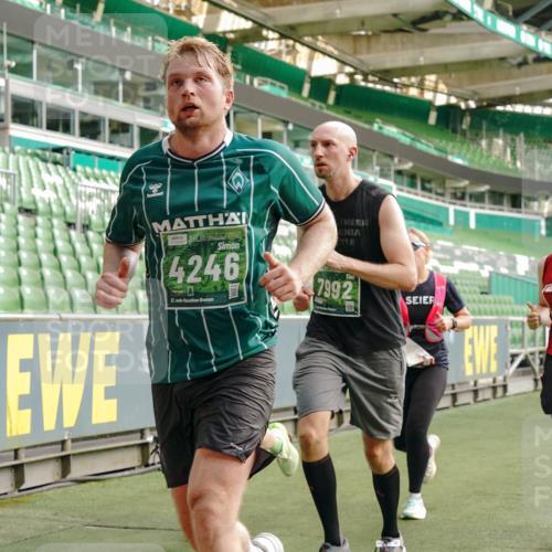 13.09.2026 - 21. swb-Marathon Bremen Michael Burmester http://msf.ph/oto/10458832 13.09.2026 12:54:26 Laufen im Stadion 145, 161, 189, 201, 313, 376, 385, 388, 461, 472, 481, 495, 541, 560, 615, 616, 666, 675, 696, 740, 755, 816, 827, 982, 985, 987, 1053, 1056, 1076, 1197, 1207, 1390, 1419, 1433, 1445, 1468, 1551, 1599, 1631, 1658, 1664, 1704, 1707, 1814, 2055, 2125, 2234, 2251, 2280, 2362, 2383, 2390, 2401, 2422, 2454, 2474, 2499, 2623, 2701, 2733, 2801, 2820, 2824, 2858, 2870, 2882, 2913, 2922, 2962, 2971, 2997, 3012, 3054, 3134, 3175, 3206, 3241, 3246, 3346, 3356, 3357, 3362, 3413, 3716 meine-sportfotos.de