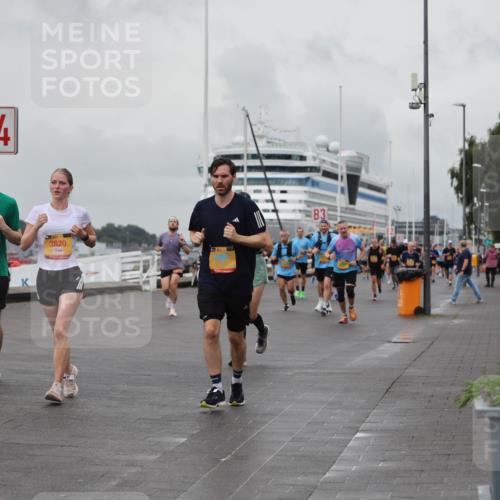 13.09.2026 - Kiel Lauf Andreas Tolksdorf http://msf.ph/oto/10458835 13.09.2026 11:59:54 Kiellinie 4, 9072, 3820, 3 meine-sportfotos.de