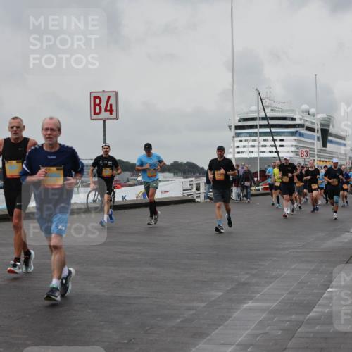 13.09.2026 - Kiel Lauf Andreas Tolksdorf http://msf.ph/oto/10459055 13.09.2026 12:00:07 Kiellinie 3 meine-sportfotos.de