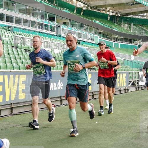 13.09.2026 - 21. swb-Marathon Bremen Michael Burmester http://msf.ph/oto/10459126 13.09.2026 12:54:33 Laufen im Stadion 145, 161, 189, 201, 205, 313, 376, 385, 388, 461, 472, 481, 495, 541, 560, 615, 616, 666, 675, 696, 740, 755, 816, 827, 982, 985, 987, 1053, 1056, 1076, 1197, 1207, 1390, 1419, 1433, 1445, 1468, 1551, 1599, 1631, 1658, 1664, 1704, 1707, 1814, 2055, 2125, 2234, 2251, 2280, 2362, 2383, 2390, 2401, 2422, 2454, 2474, 2499, 2623, 2701, 2733, 2801, 2820, 2824, 2870, 2882, 2913, 2922, 2962, 2971, 2997, 3012, 3054, 3134, 3175, 3206, 3241, 3246, 3346, 3356, 3357, 3413, 3706, 3716, 3836 meine-sportfotos.de