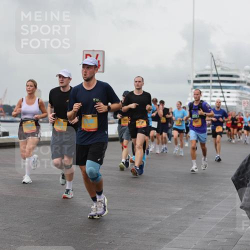 13.09.2026 - Kiel Lauf Andreas Tolksdorf http://msf.ph/oto/10459169 13.09.2026 12:00:15 Kiellinie 3857, 837 meine-sportfotos.de