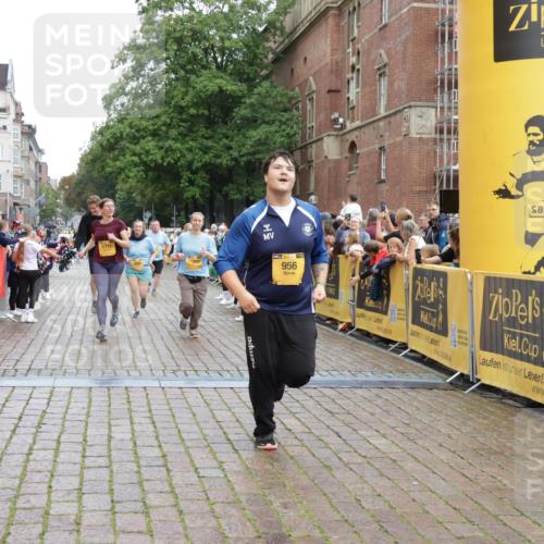 13.09.2026 - Kiel Lauf Yannick Fuchs http://msf.ph/oto/10459194 13.09.2026 09:51:23 Ziel 940, 956, 2466, 2483, 3089, 4217, 4615, 5731, 5913, 6363, 8150, 11143, 11552, 11852, 11997, 232, 249, 468, 763, 764, 1373, 1776, 1949, 2056, 2777, 3723, 4217, 5235, 5445, 6009, 6115, 6118, 6138, 6336, 6647, 6794, 6829, 6893, 6923, 7449, 7528, 9551, 10626, 11047, 11141, 11652, 12103, 12727, 12834, 714, 840, 3674, 4822, 4907, 5595, 6057, 6188, 6648, 7622, 8097, 9829, 9833, 11173, 11233, 11494, 12107, 4389, 6336, 6455, 6893, 7694, 8405, 11652 meine-sportfotos.de