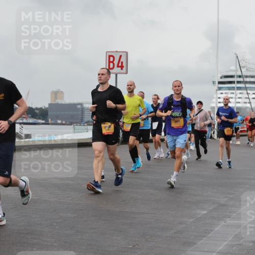 13.09.2026 - Kiel Lauf Andreas Tolksdorf http://msf.ph/oto/10459203 13.09.2026 12:00:17 Kiellinie 4, 2596, 355, 10219 meine-sportfotos.de