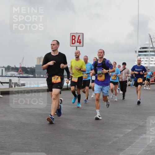 13.09.2026 - Kiel Lauf Andreas Tolksdorf http://msf.ph/oto/10459218 13.09.2026 12:00:17 Kiellinie 4, 365 meine-sportfotos.de