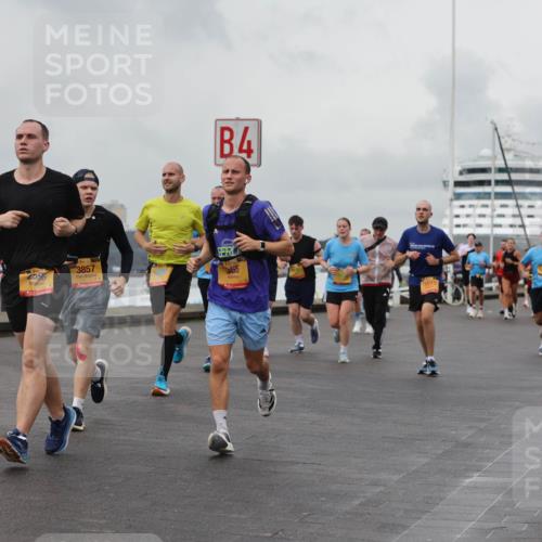 13.09.2026 - Kiel Lauf Andreas Tolksdorf http://msf.ph/oto/10459247 13.09.2026 12:00:18 Kiellinie 4, 3857, 365, 10219, 3 meine-sportfotos.de