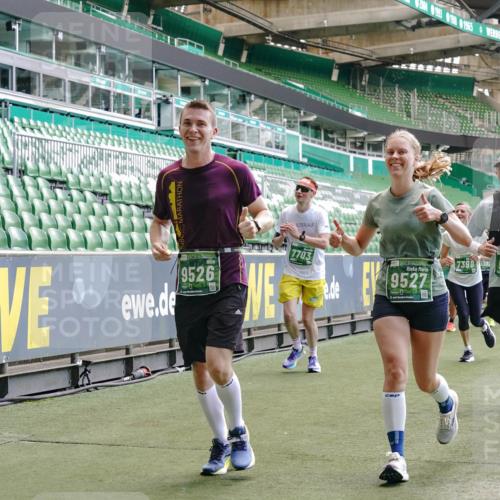 13.09.2026 - 21. swb-Marathon Bremen Michael Burmester http://msf.ph/oto/10459265 13.09.2026 13:11:56 Laufen im Stadion 118, 265, 373, 514, 581, 703, 843, 984, 1113, 1226, 1286, 1334, 1435, 1738, 1849, 1851, 1936, 1952, 1967, 2005, 2248, 2281, 2299, 2330, 2333, 2336, 2342, 2353, 2375, 2377, 2398, 2426, 2432, 2443, 2505, 2531, 2589, 2654, 2659, 2669, 2673, 2765, 2784, 2804, 2815, 2819, 2822, 2836, 2850, 2895, 2907, 2963, 2966, 2975, 2976, 3026, 3027, 3079, 3082, 3143, 3155, 3159, 3174, 3207, 3208, 3308, 3328, 3349, 3352, 3370, 3409, 3434, 3470, 3549, 551 meine-sportfotos.de