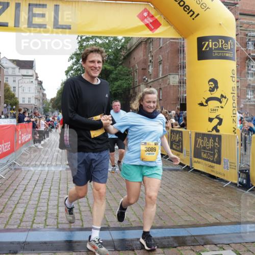 13.09.2026 - Kiel Lauf Yannick Fuchs http://msf.ph/oto/10459321 13.09.2026 09:51:28 Ziel 840, 940, 956, 2483, 3089, 3674, 4615, 4822, 4907, 5731, 5913, 6057, 6363, 6648, 8150, 11143, 11233, 11494, 11552, 11852, 11997, 232, 249, 468, 763, 764, 940, 1373, 1776, 1949, 2056, 2466, 2777, 3723, 4217, 5445, 6009, 6115, 6118, 6138, 6794, 6829, 6923, 7449, 7528, 9551, 10626, 11047, 11141, 12103, 12727, 12834, 714, 1309, 1967, 1999, 2002, 5595, 6188, 7302, 7622, 8097, 9829, 9833, 11173, 12107, 763, 1373, 1949, 5235, 6138, 6336, 6647, 6829, 6893, 7449, 8405, 9551, 11652 meine-sportfotos.de