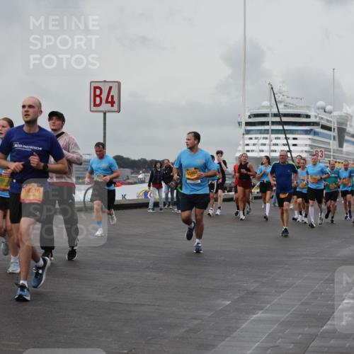 13.09.2026 - Kiel Lauf Andreas Tolksdorf http://msf.ph/oto/10459372 13.09.2026 12:00:21 Kiellinie 4, 99, 10219, 12483, 83 meine-sportfotos.de