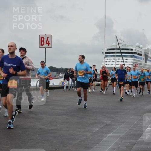 13.09.2026 - Kiel Lauf Andreas Tolksdorf http://msf.ph/oto/10459376 13.09.2026 12:00:21 Kiellinie 6146, 4, 10219, 1248, 510, 3 meine-sportfotos.de