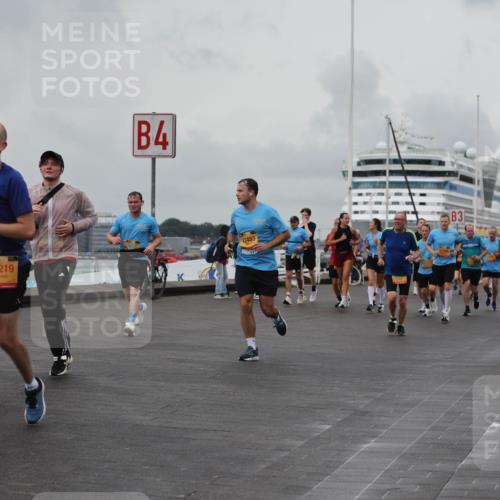 13.09.2026 - Kiel Lauf Andreas Tolksdorf http://msf.ph/oto/10459389 13.09.2026 12:00:21 Kiellinie 41, 39, 10219, 4, 12483, 3 meine-sportfotos.de
