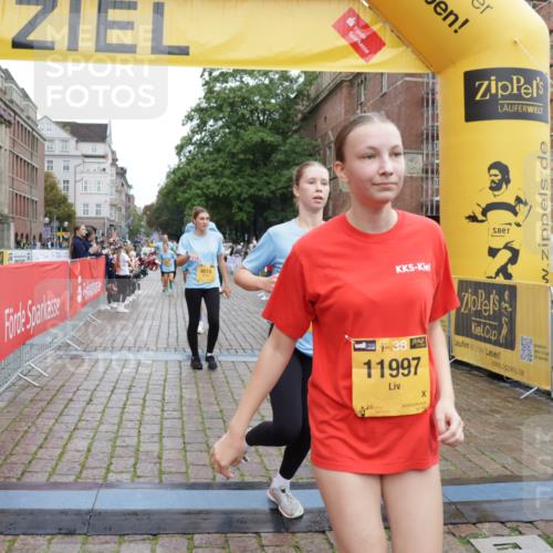 13.09.2026 - Kiel Lauf Yannick Fuchs http://msf.ph/oto/10459416 13.09.2026 09:51:31 Ziel 714, 840, 2483, 3089, 3674, 4615, 4822, 4907, 5595, 5731, 5913, 6057, 6363, 6648, 8097, 8150, 11143, 11233, 11494, 11552, 11852, 11997, 12107, 232, 249, 468, 764, 940, 956, 1373, 1776, 2056, 2466, 2777, 3723, 4217, 5445, 5731, 6009, 6115, 6118, 6794, 6923, 7528, 9551, 10626, 11047, 11141, 11852, 12103, 12727, 12834, 803, 1309, 1967, 1999, 2002, 6188, 7007, 7302, 7622, 9829, 9833, 11173, 11834, 468, 763, 764, 1373, 1949, 3723, 5235, 6138, 6336, 6647, 6829, 6893, 7449, 9551 meine-sportfotos.de