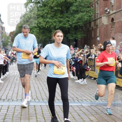 13.09.2026 - Kiel Lauf Yannick Fuchs http://msf.ph/oto/10459443 13.09.2026 09:51:32 Ziel 714, 840, 2483, 3089, 3674, 4615, 4822, 4907, 5595, 5913, 6057, 6363, 6648, 7622, 8097, 8150, 11143, 11233, 11494, 11552, 11997, 12107, 232, 249, 468, 764, 940, 956, 1776, 2056, 2466, 2777, 3723, 4217, 5445, 5731, 6009, 6115, 6118, 6363, 6794, 6923, 7528, 10626, 11047, 11852, 12103, 12727, 12834, 803, 1309, 1967, 1999, 2002, 4230, 6188, 7007, 7302, 9829, 9833, 11173, 11834, 468, 763, 764, 1373, 1949, 3723, 5235, 6138, 6336, 6647, 6794, 6829, 6893, 7449, 9551 meine-sportfotos.de