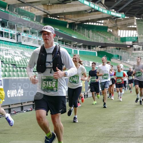 13.09.2026 - 21. swb-Marathon Bremen Michael Burmester http://msf.ph/oto/10459503 13.09.2026 13:11:58 Laufen im Stadion 118, 265, 373, 514, 581, 703, 843, 984, 1113, 1226, 1286, 1334, 1435, 1738, 1849, 1851, 1936, 1952, 1967, 2005, 2248, 2281, 2299, 2330, 2333, 2336, 2353, 2375, 2377, 2398, 2426, 2432, 2443, 2505, 2531, 2589, 2654, 2659, 2669, 2673, 2765, 2784, 2804, 2815, 2819, 2822, 2836, 2850, 2895, 2907, 2963, 2966, 2975, 2976, 3026, 3027, 3079, 3082, 3143, 3155, 3159, 3174, 3207, 3208, 3308, 3328, 3349, 3352, 3409, 3434, 3470, 3549, 551 meine-sportfotos.de